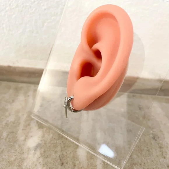 925 Sterling Silver Small Huggie Hoop Earrings Belt Buckle Earrings Heart Hoops - Picture 5 of 6